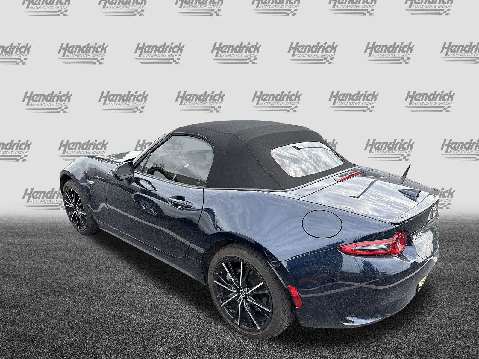 Used 2025 MAZDA MX-5 Miata Grand Touring w/ Weather Package RWD image 7