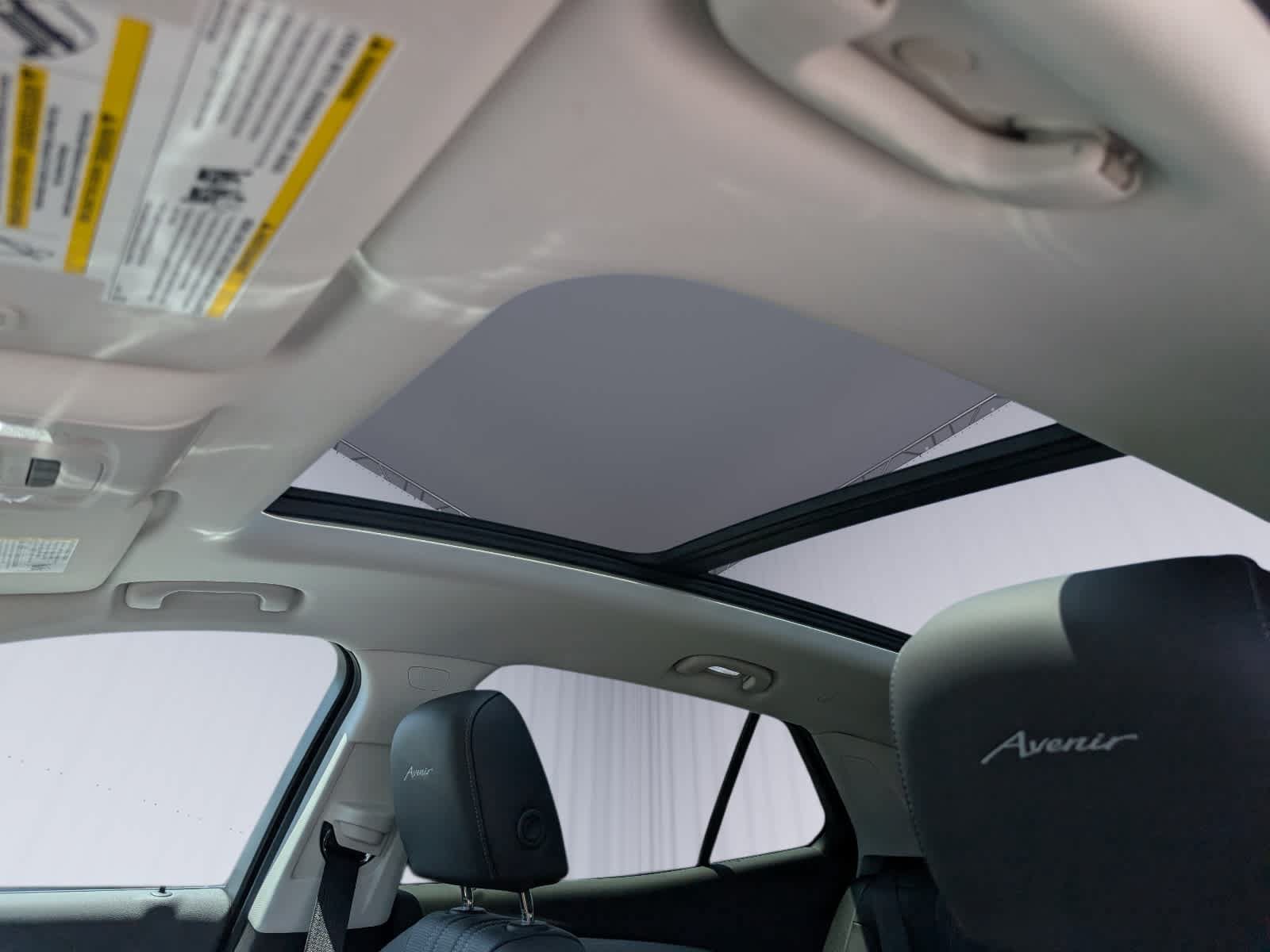 Certified 2025 Buick Envision Avenir AWD/4WD image 10