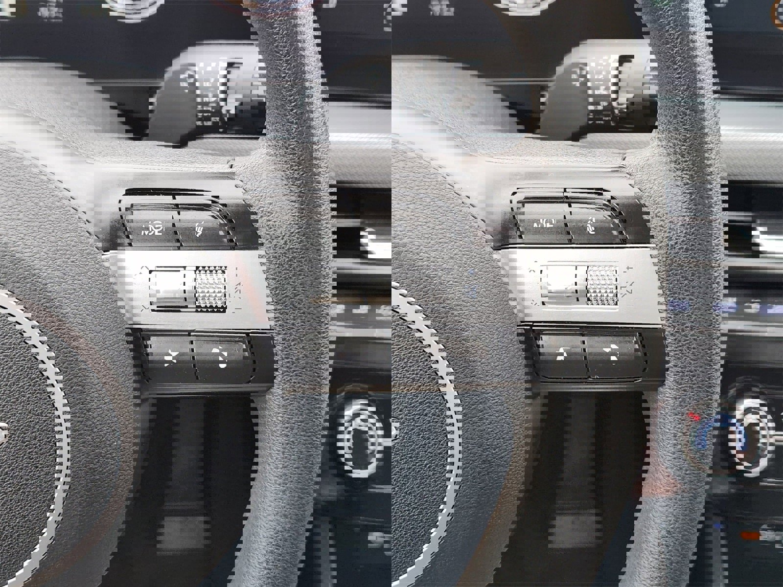 Used 2025 Hyundai Sonata SE image 28