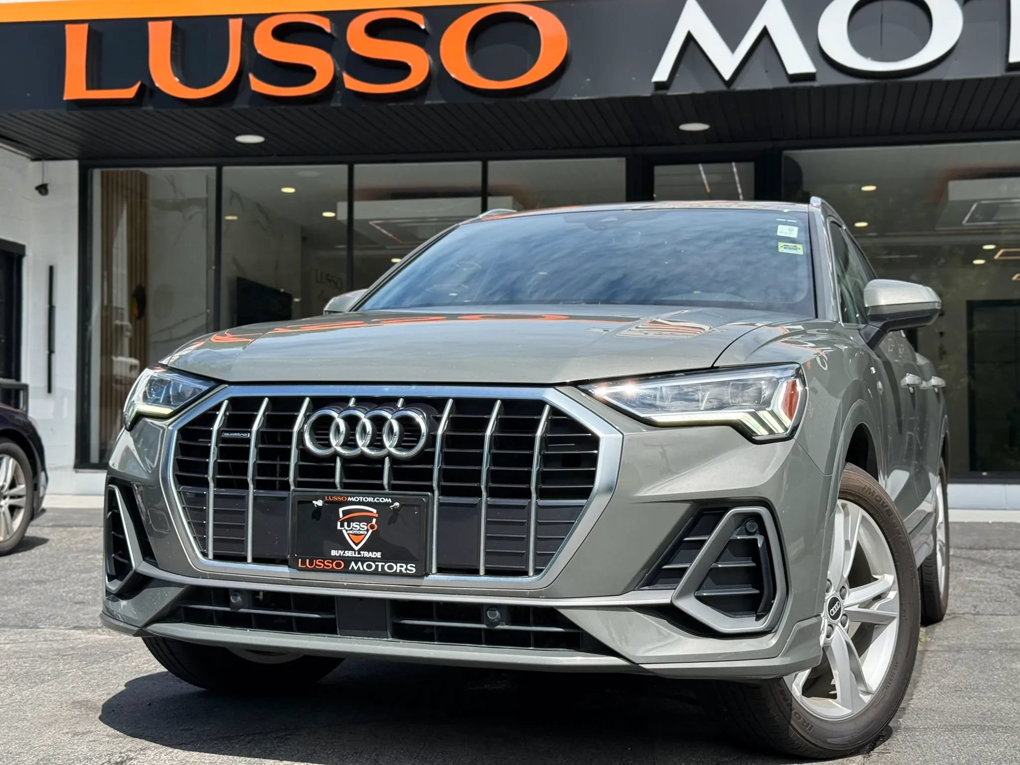 Used 2021 Audi Q3 2.0T Premium Plus w/ Premium Plus Package AWD/4WD image 1