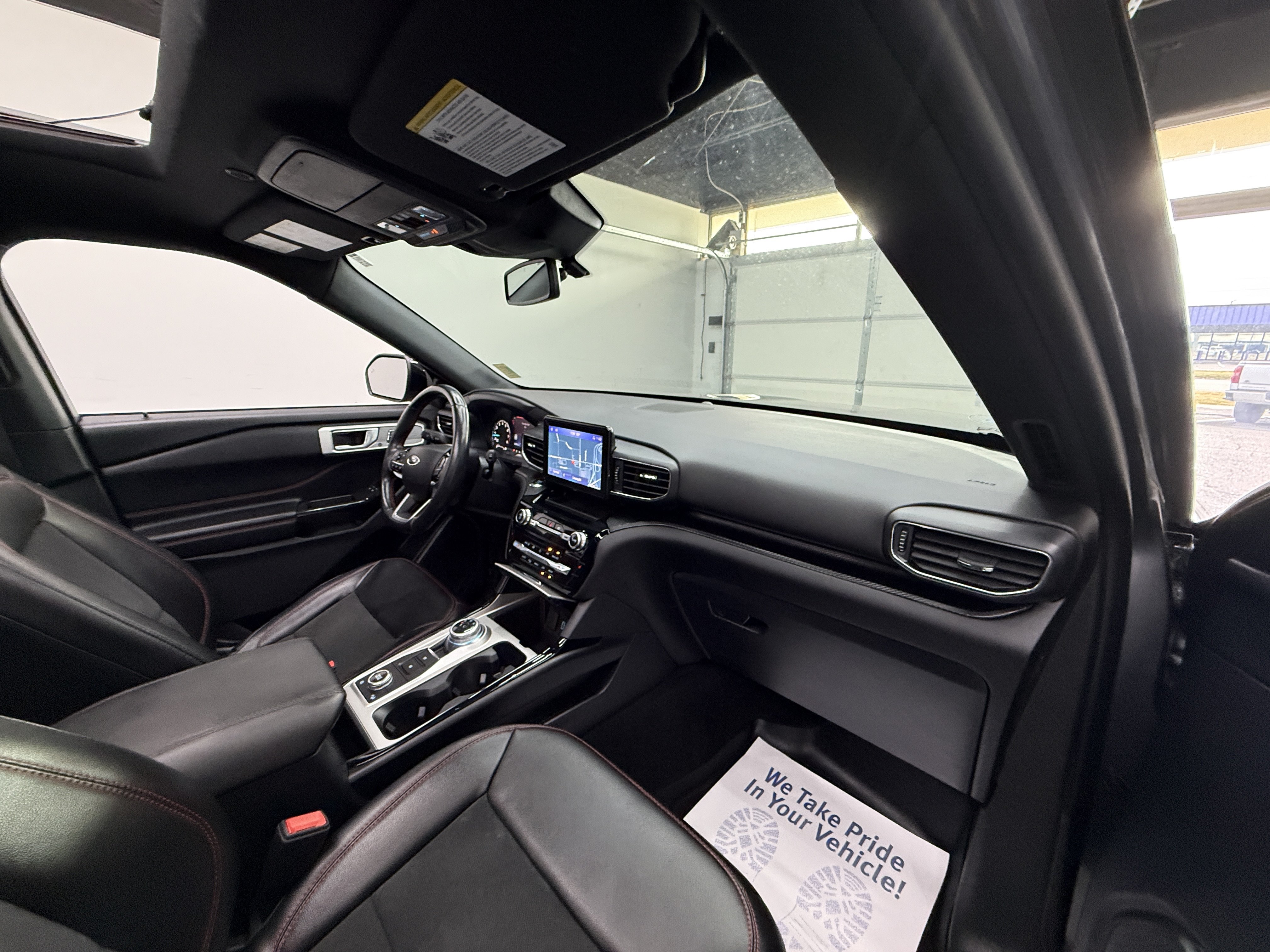 Used 2022 Ford Explorer ST-Line AWD/4WD image 22