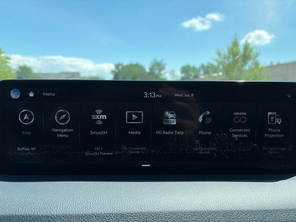 Certified 2025 Genesis GV70 3.5T Sport AWD/4WD image 12