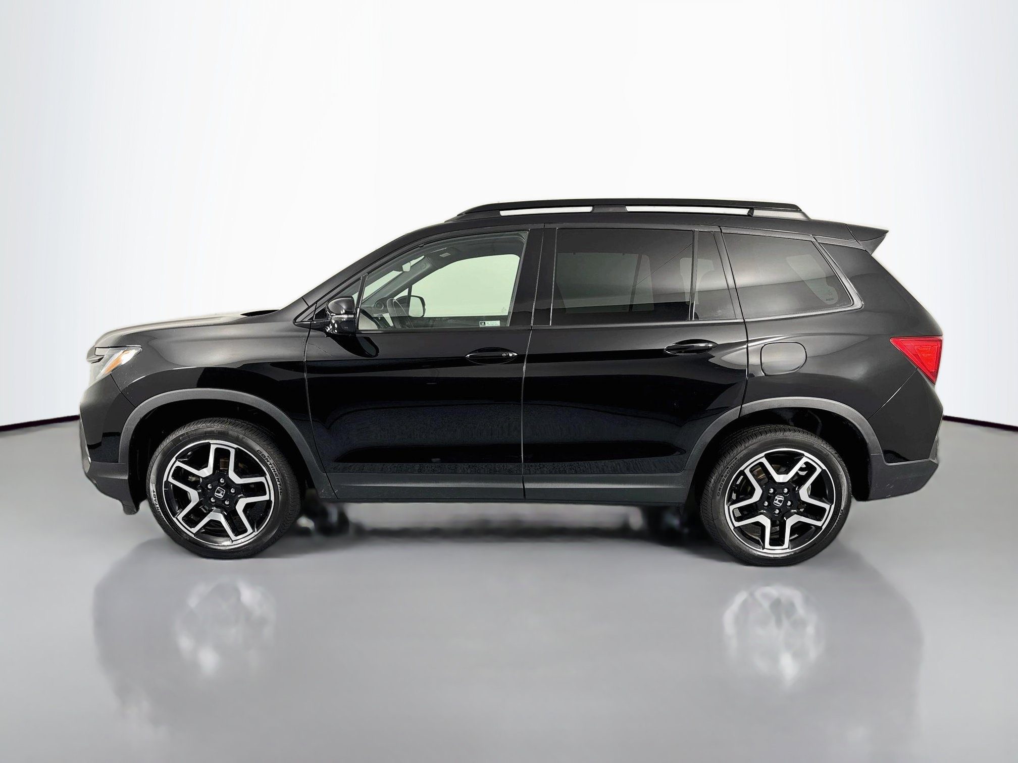 Certified 2023 Honda Passport Elite image 8