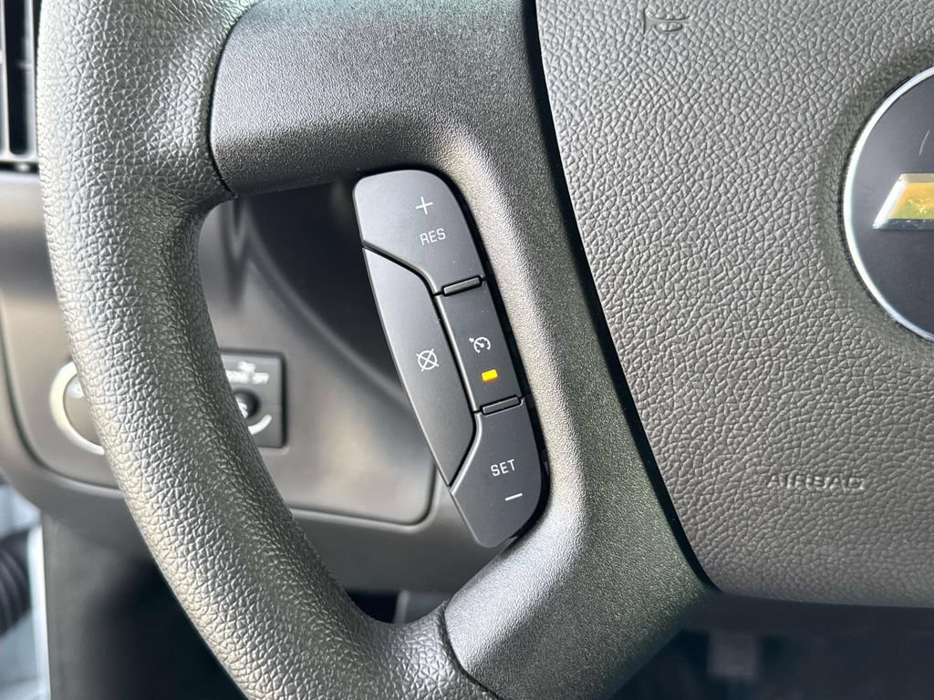 New 2026 Chevrolet Express 2500 w/ Driver Convenience Package RWD image 6
