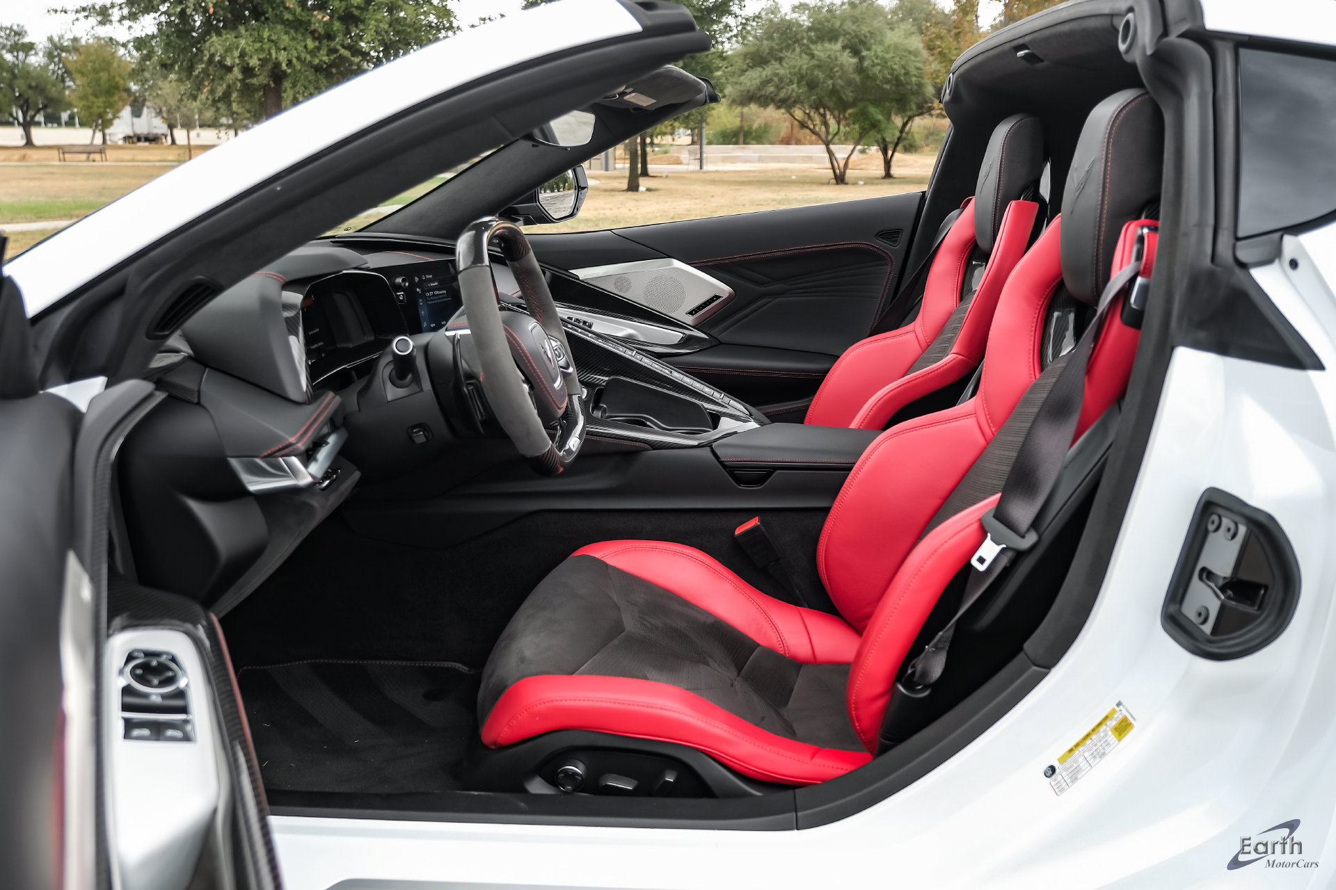 Used 2024 Chevrolet Corvette Z06 w/ Z07 Performance Package RWD image 50