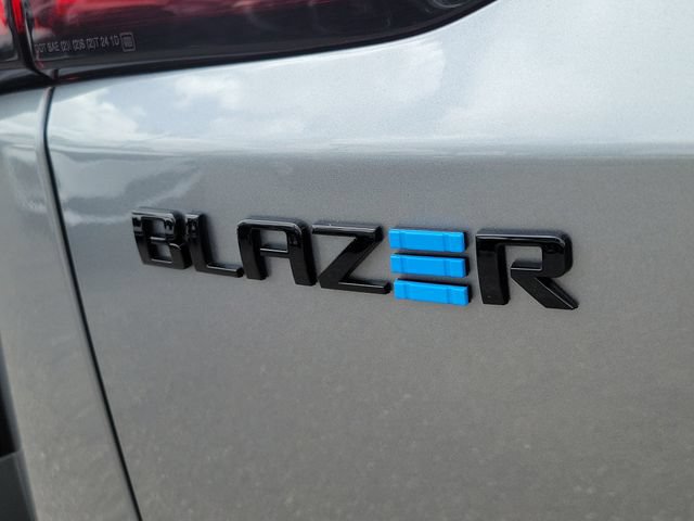 Certified 2025 Chevrolet Blazer EV LT w/ Midnight/Sport Edition FWD image 8