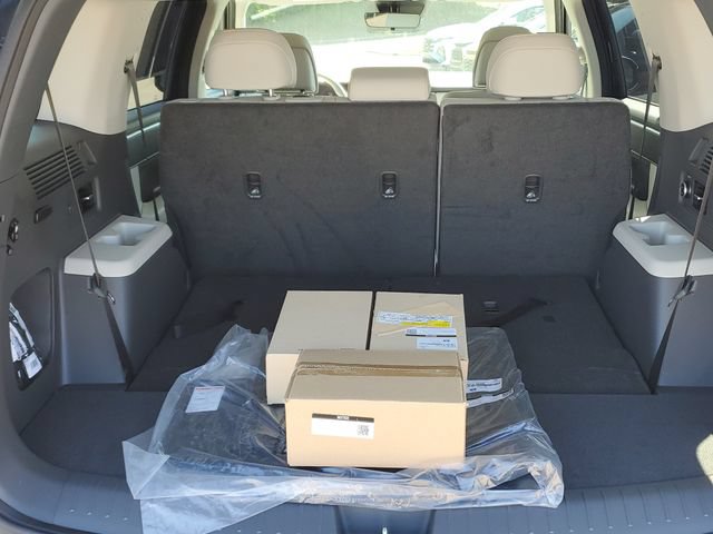 Used 2026 Hyundai Santa Fe SEL w/ Tow & Go Package AWD/4WD image 9