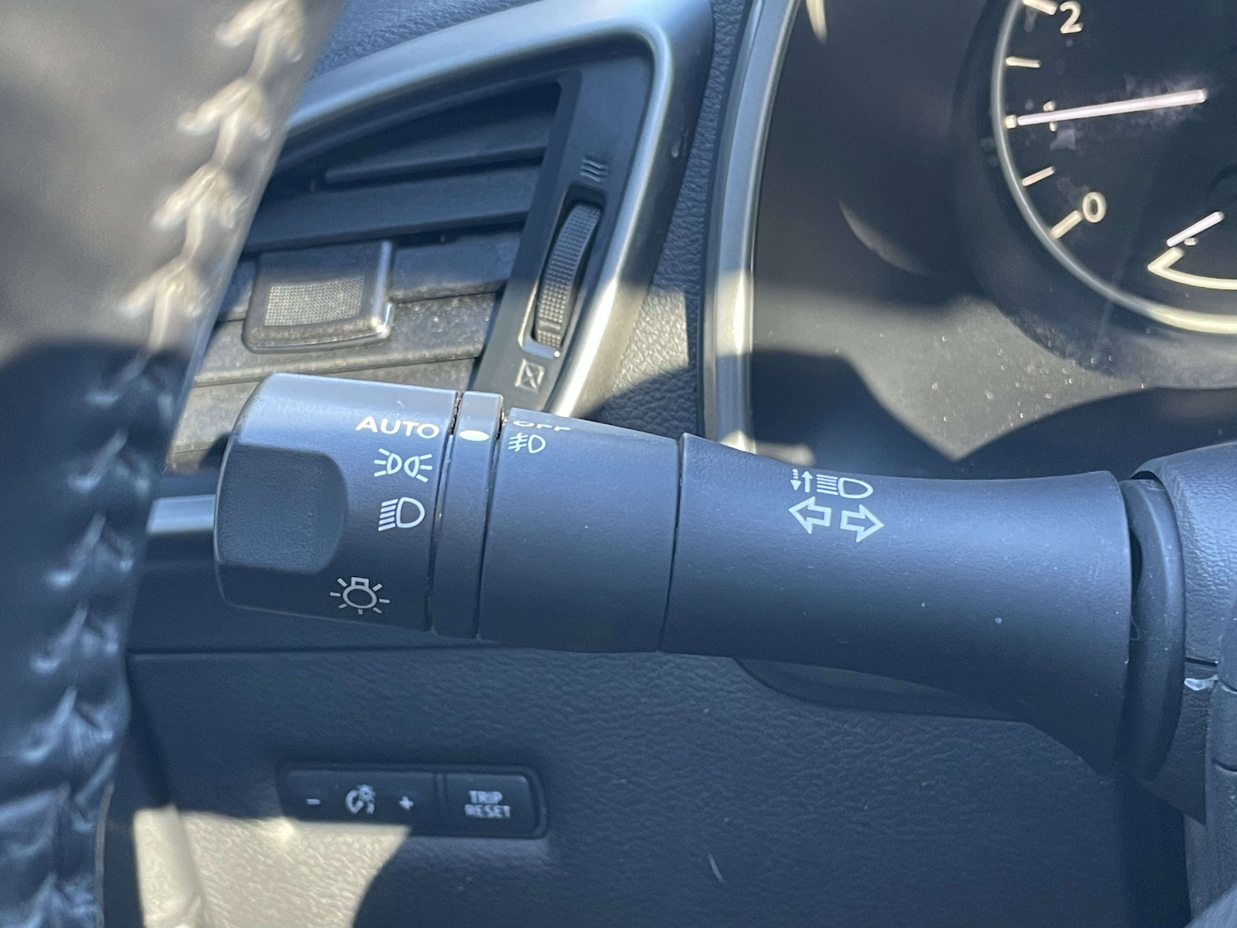 Used 2023 Nissan Murano Platinum AWD/4WD image 17