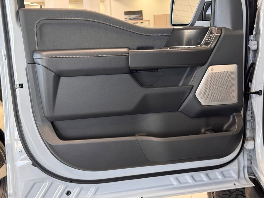 New 2025 Ford F150 Lariat w/ Equipment Group 502A High image 13