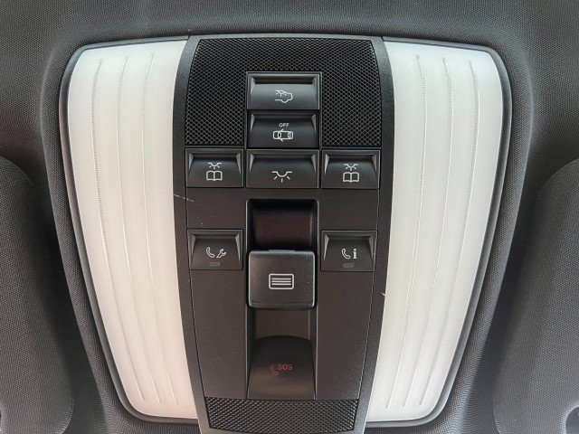 Used 2014 Mercedes-Benz E 350 4MATIC Sedan image 30