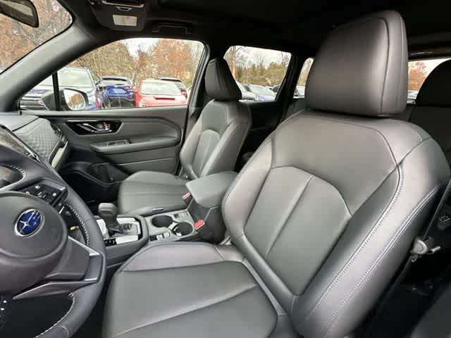 Used 2025 Subaru Forester Limited AWD/4WD image 17