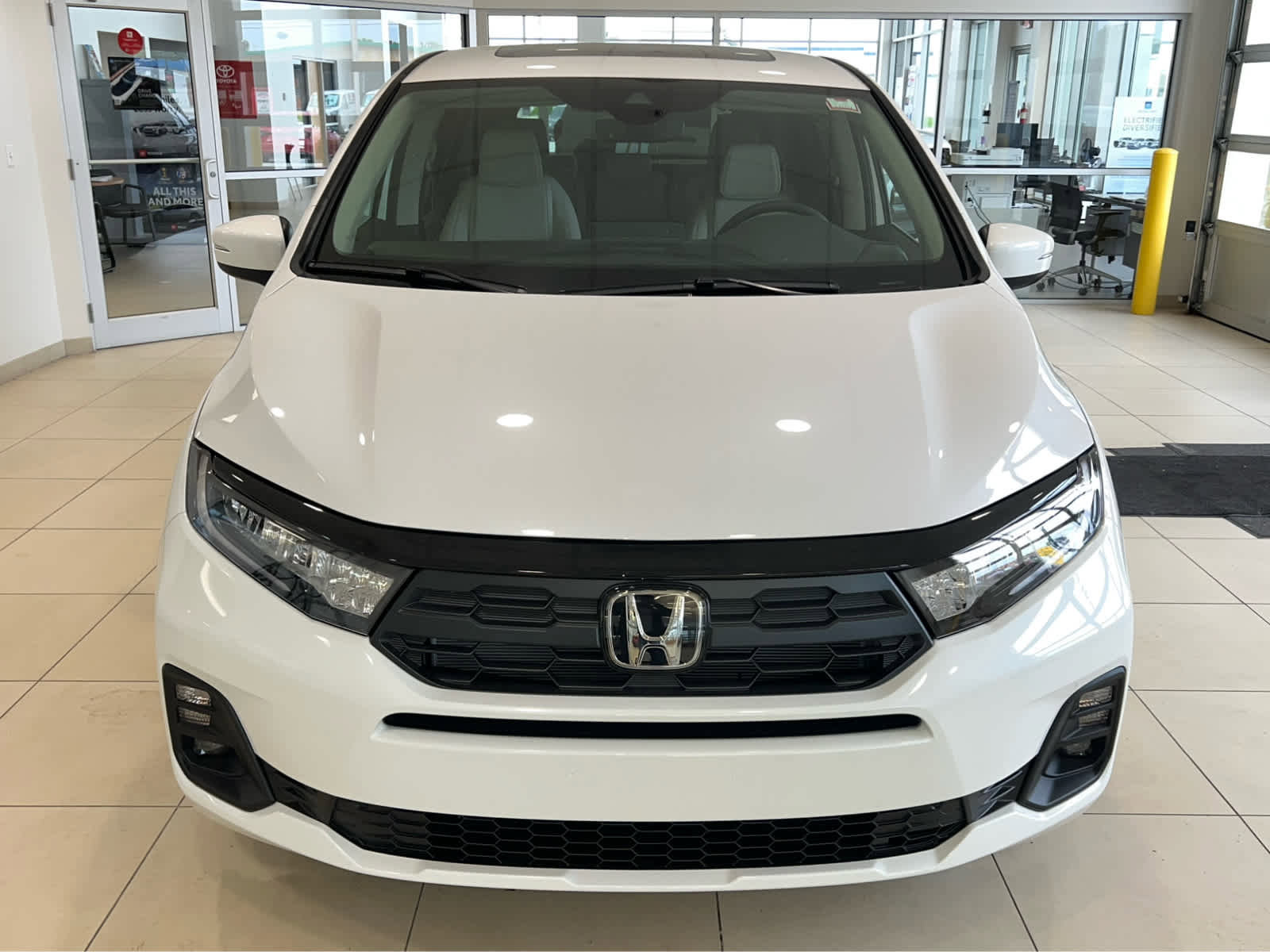 New 2026 Honda Odyssey EX-L image 3