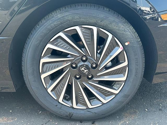 New 2025 Hyundai Sonata Limited image 26