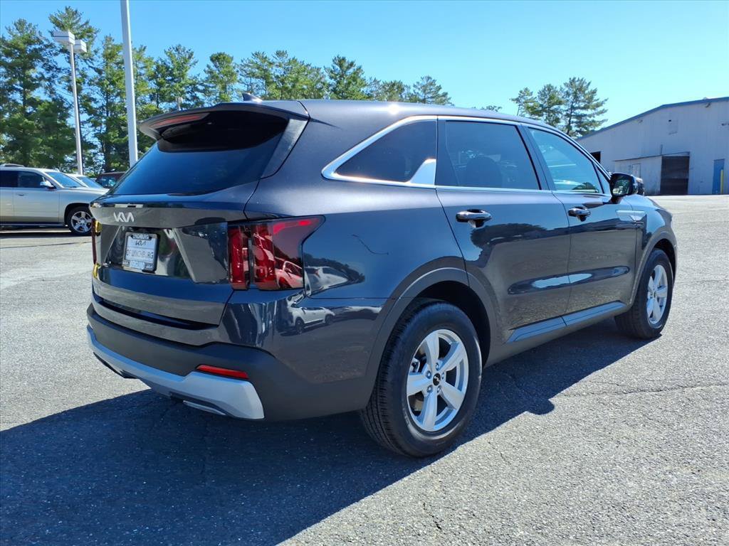 New 2026 Kia Sorento LX FWD image 4