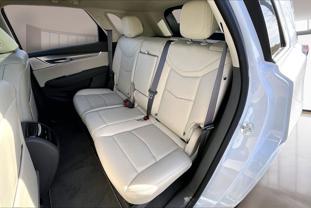 New 2026 Cadillac XT5 Premium Luxury w/ Driver Assist Package FWD image 10