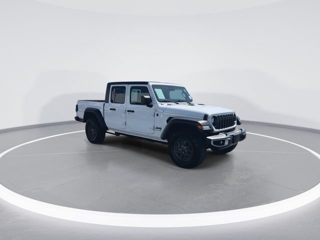 Certified 2025 Jeep Gladiator Sport AWD/4WD image 2