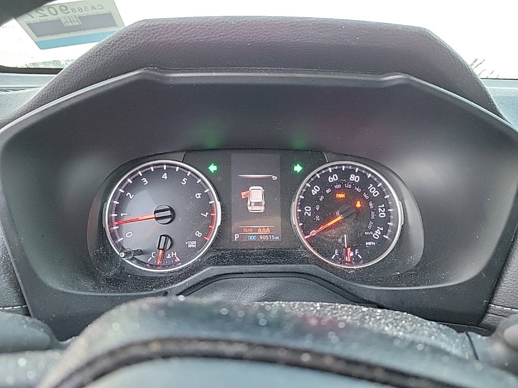 Used 2020 Toyota RAV4 LE w/ All Weather Liner Package AWD/4WD image 11
