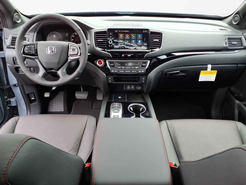 New 2026 Honda Ridgeline Black Edition image 13