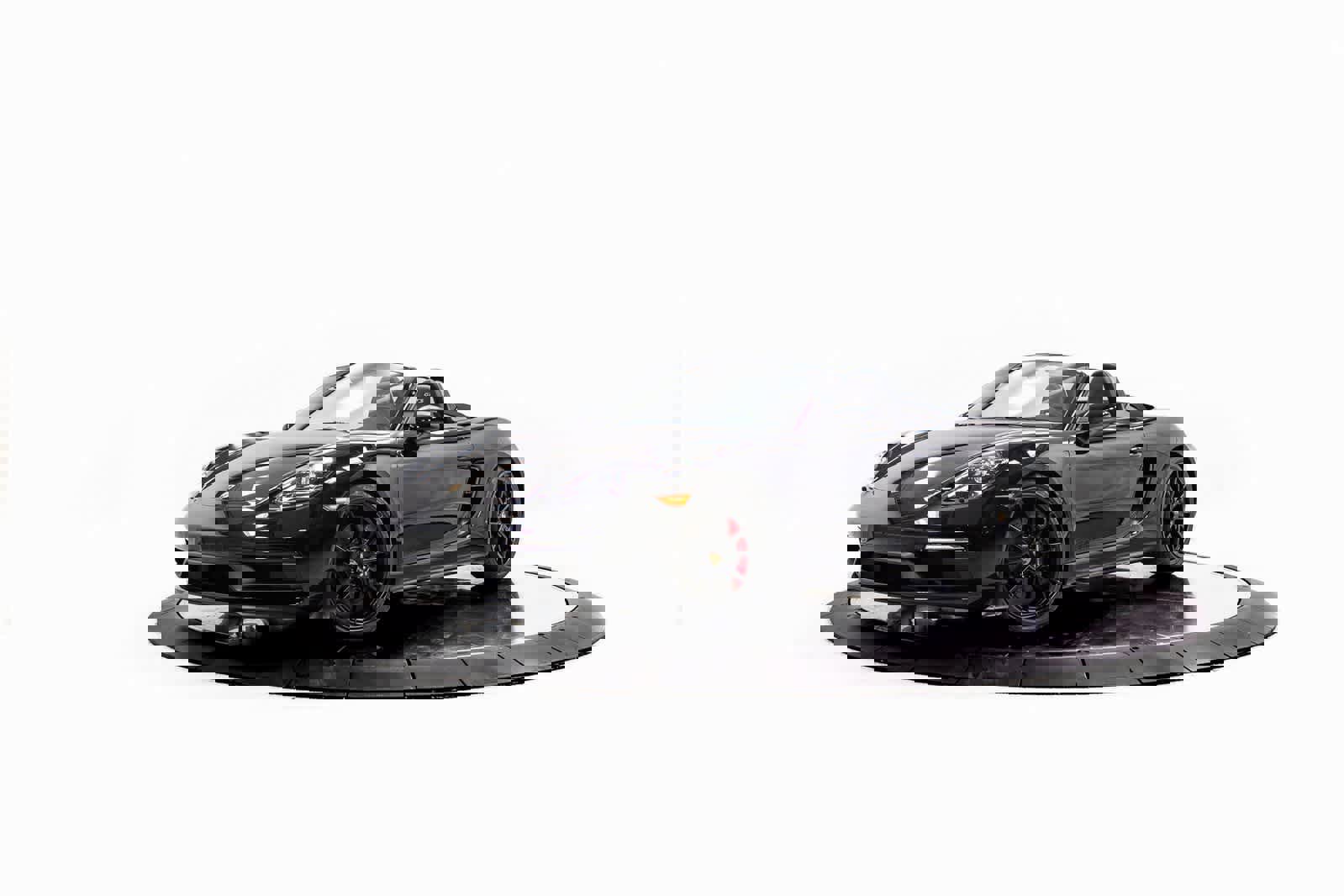 New 2025 Porsche 718 Boxster GTS image 1