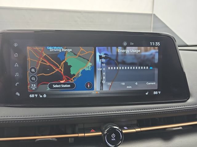 Used 2023 Nissan Ariya AWD image 37