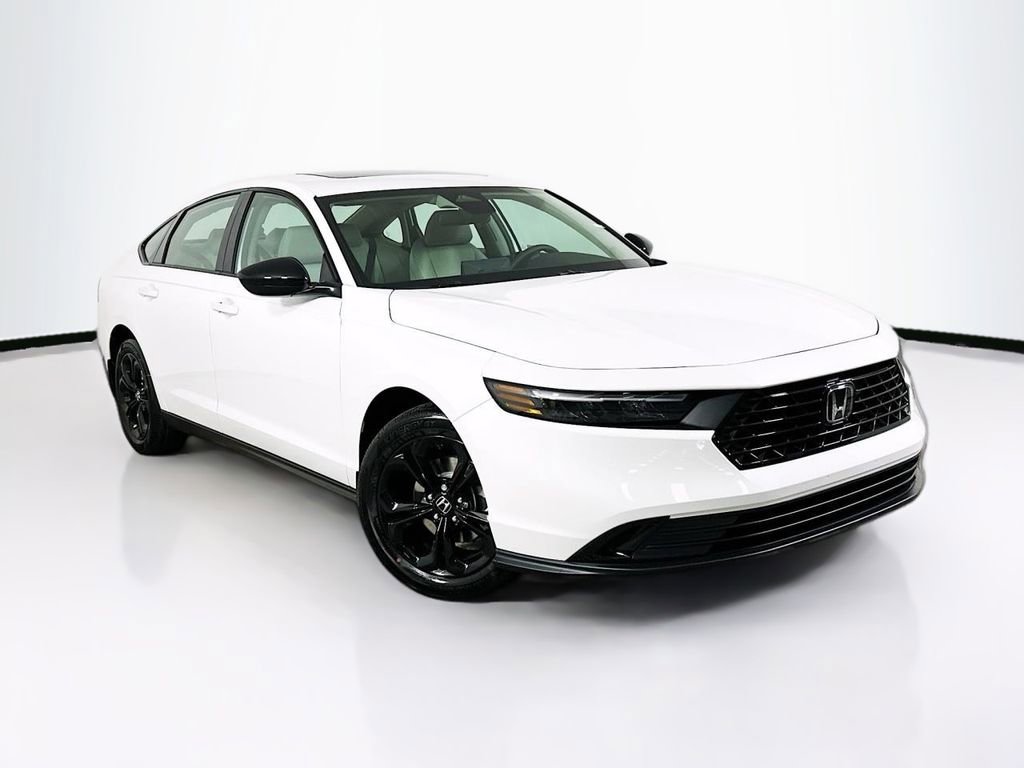 Certified 2025 Honda Accord SE image 1