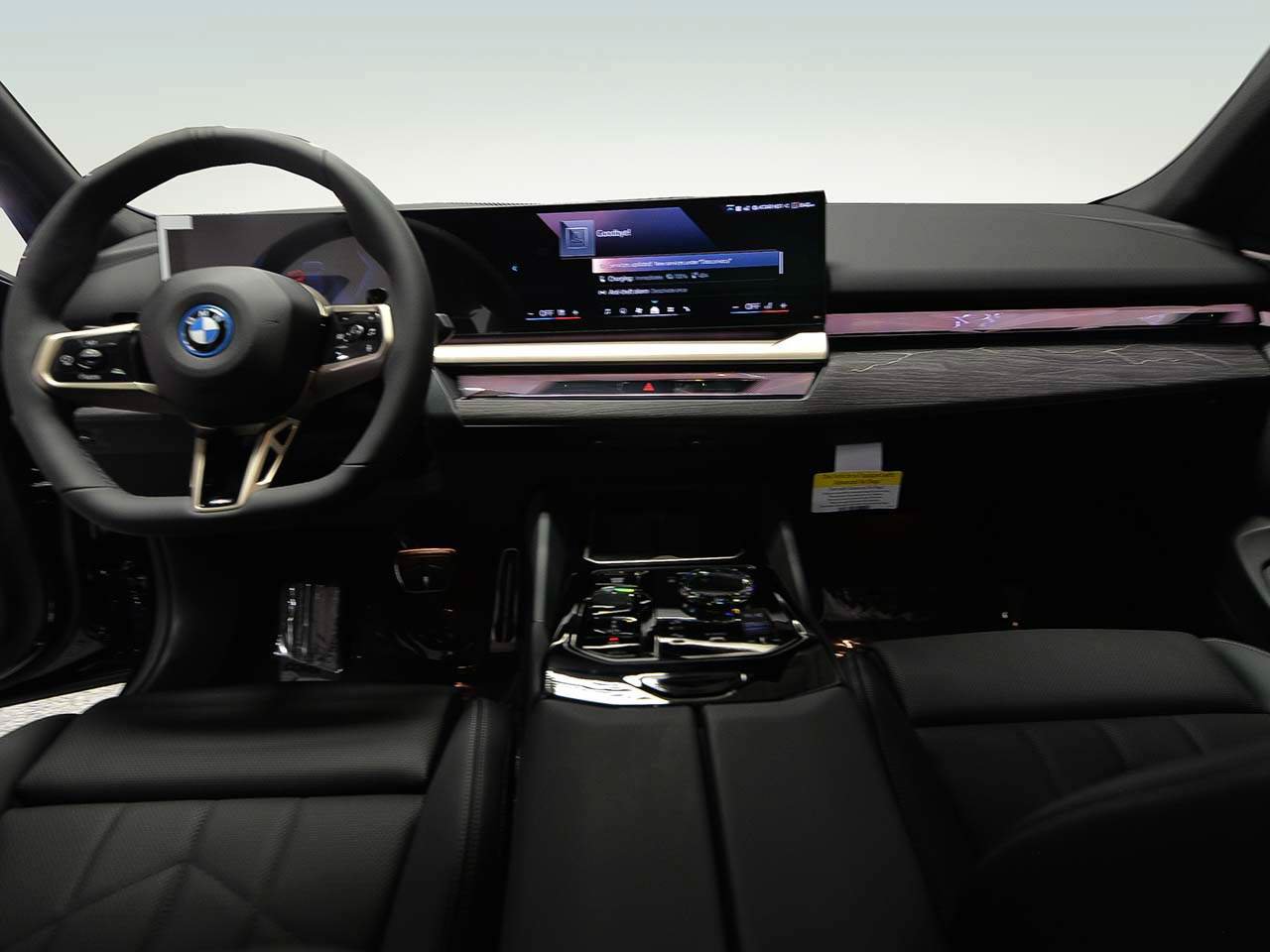 New 2027 BMW 550e xDrive w/ Executive Package AWD/4WD image 13
