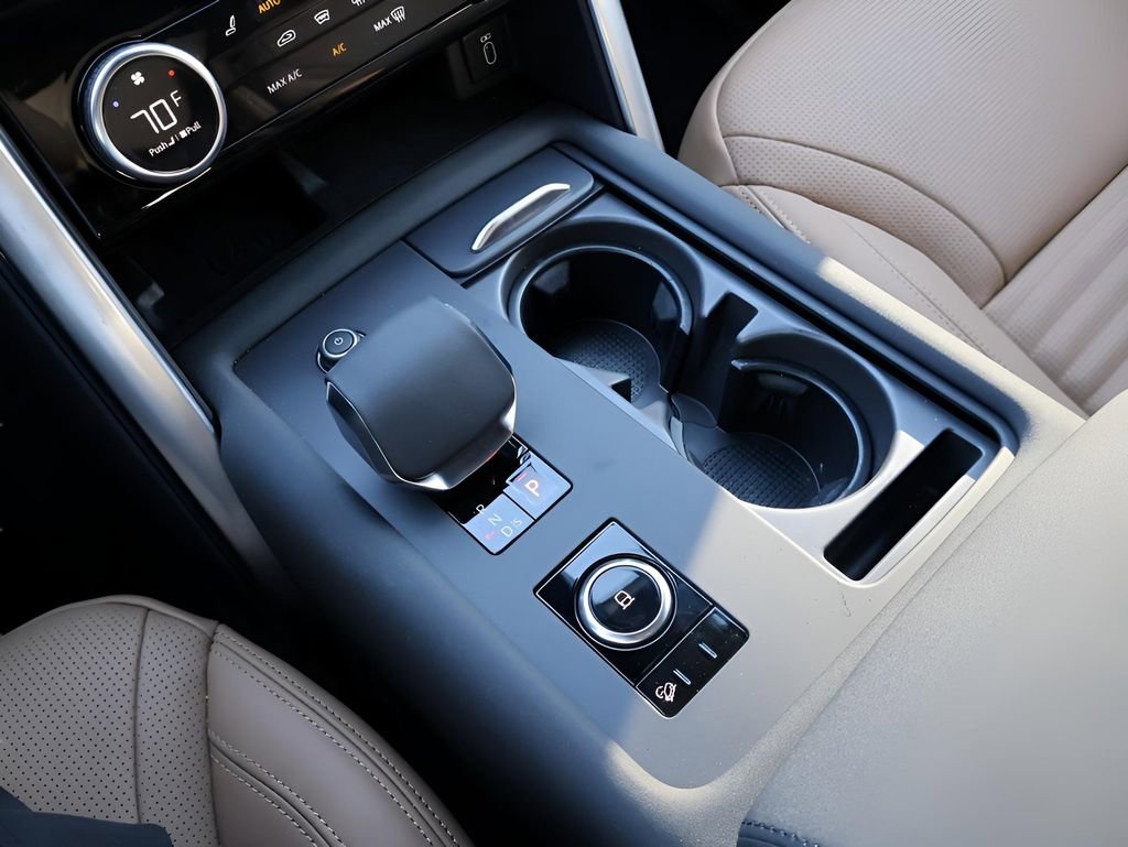 New 2026 Land Rover Discovery Limited Edition AWD/4WD image 27