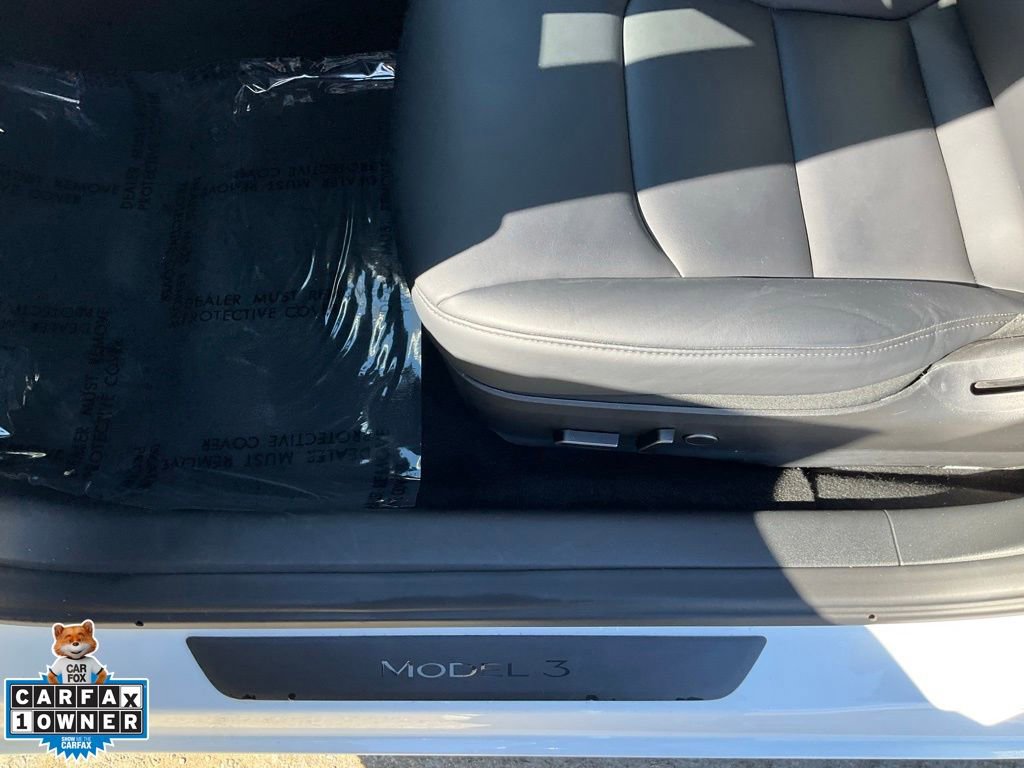Used 2023 Tesla Model 3 Standard Range image 15