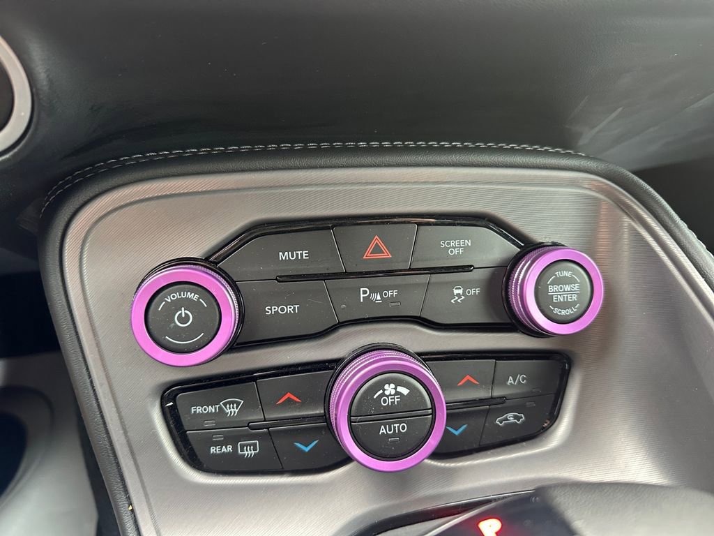 Used 2023 Dodge Challenger SXT w/ Plus Package image 22