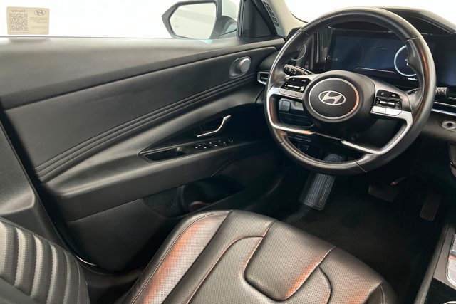 Used 2024 Hyundai Elantra Limited FWD image 11