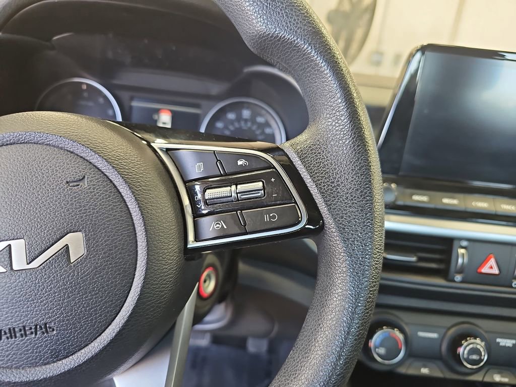 Used 2024 Kia Forte LXS FWD image 17