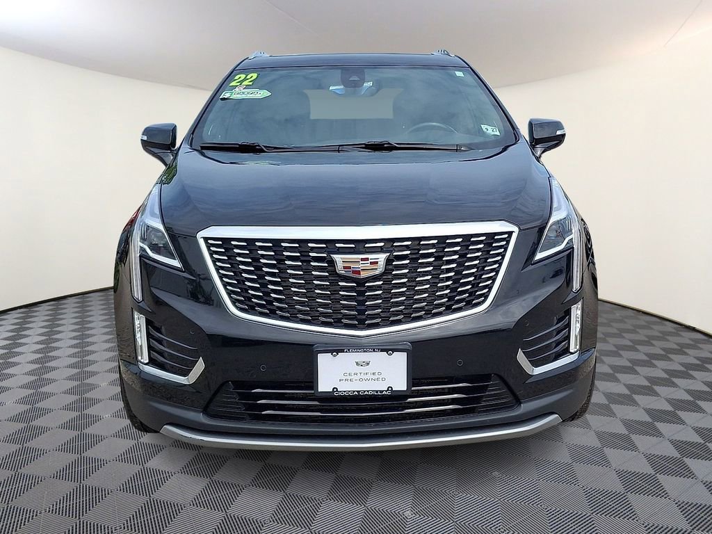Used 2022 Cadillac XT5 Premium Luxury AWD/4WD image 2
