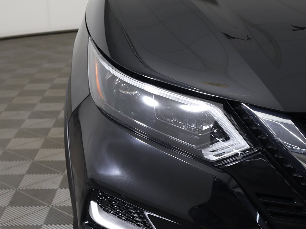 Used 2022 Nissan Rogue Sport SL w/ Premium Package image 15