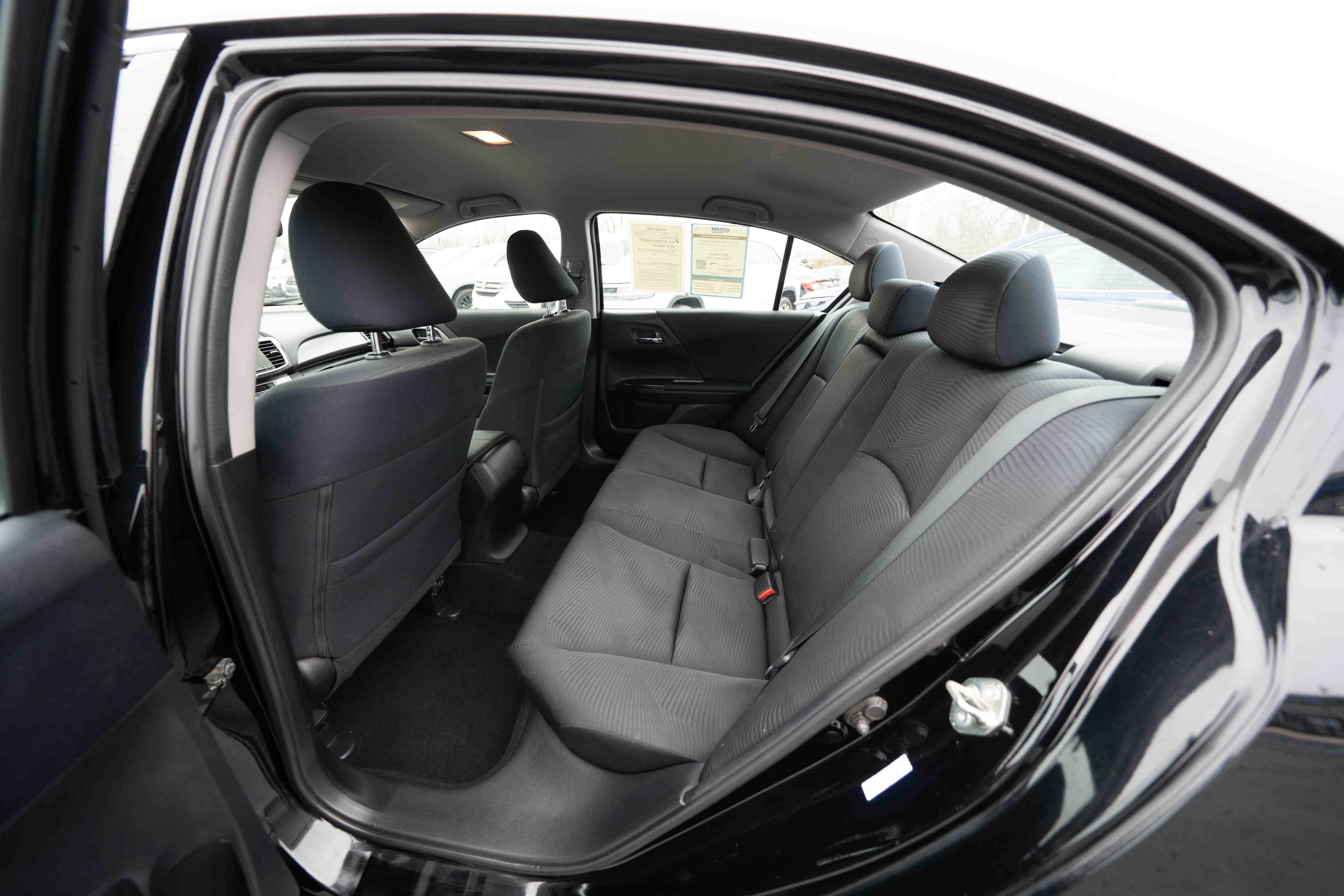 Used 2014 Honda Accord LX image 23