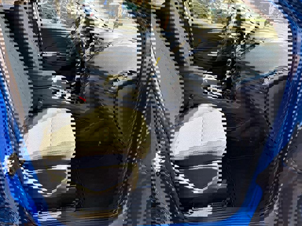 Used 2018 Ford Escape SE w/ SE Sync 3 Package image 14