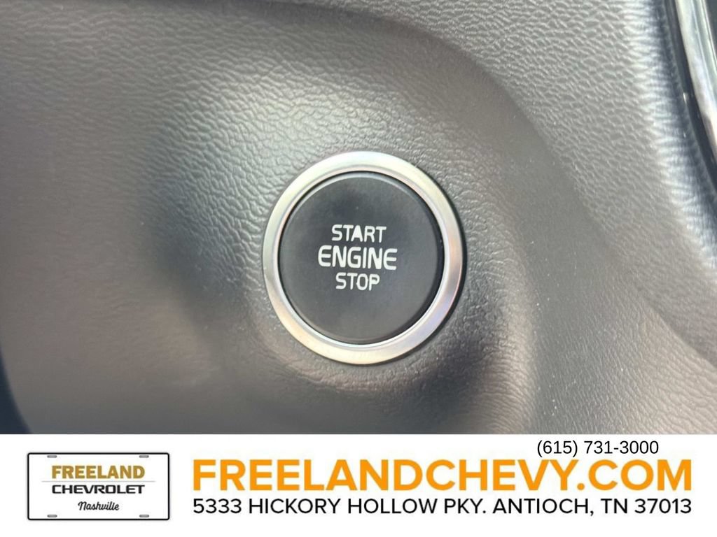 Used 2019 Volvo XC40 T5 Inscription AWD/4WD image 32