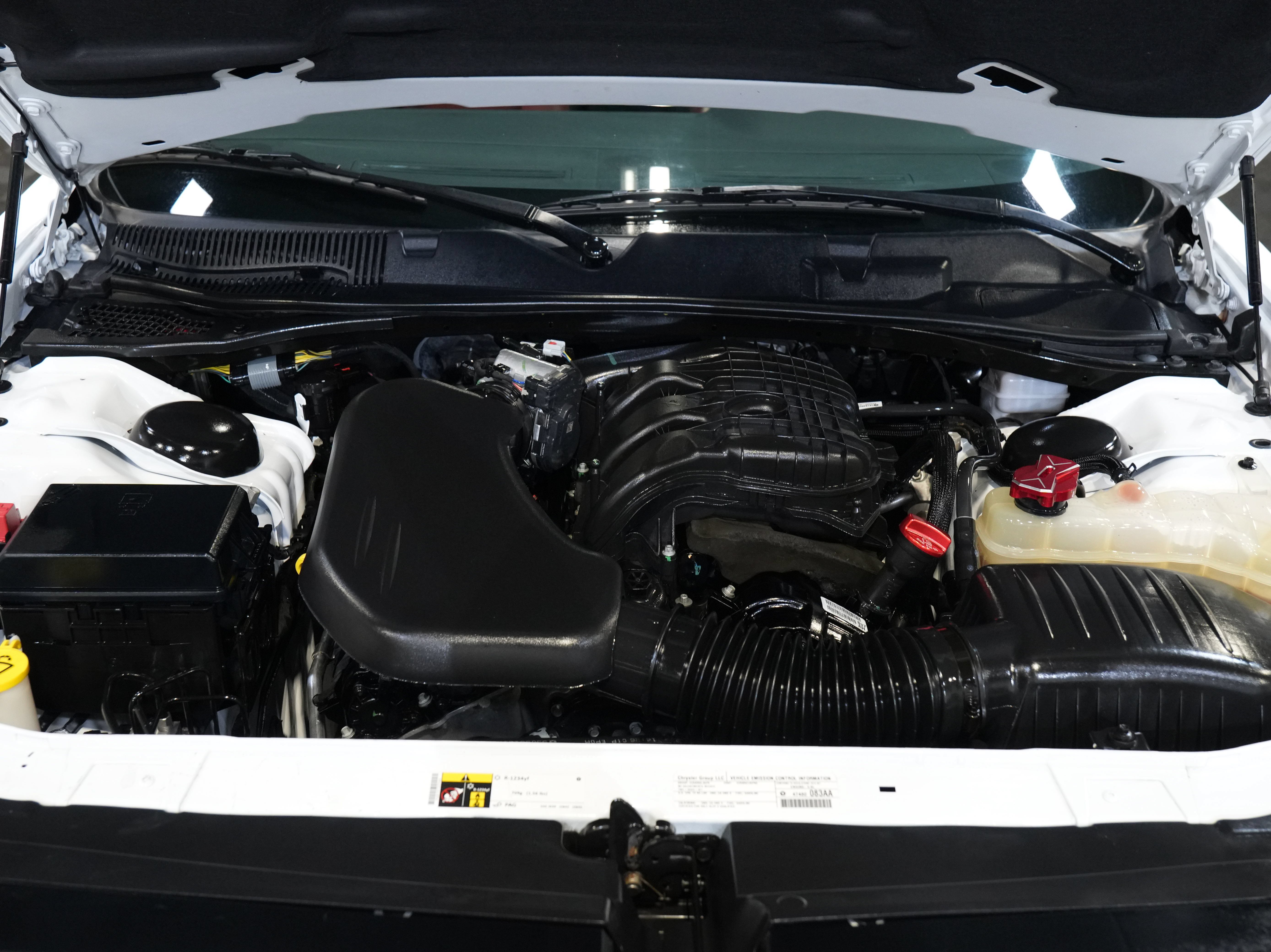 Used 2014 Dodge Challenger SXT RWD image 41