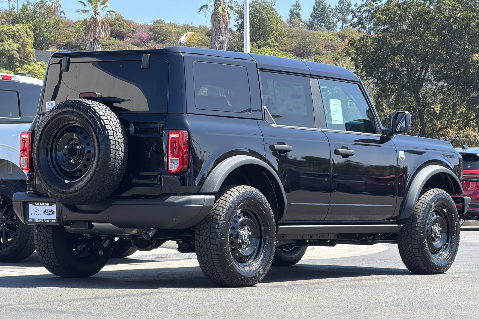 New 2026 Ford Bronco Big Bend w/ Black Diamond Package AWD/4WD image 3