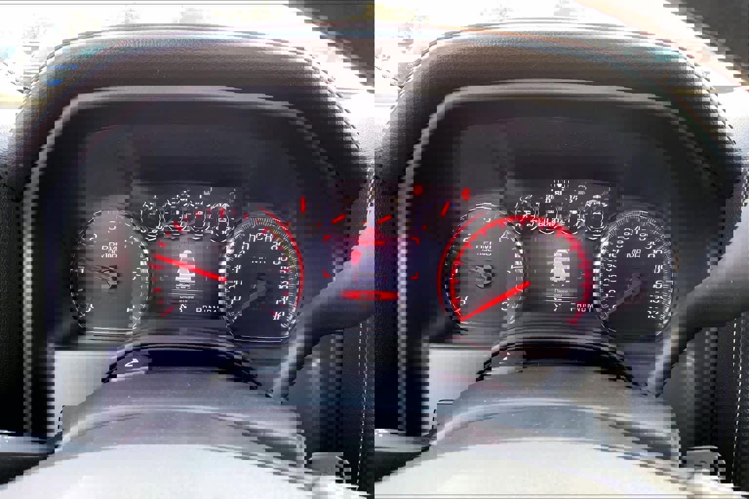 Used 2015 GMC Sierra 2500 Denali w/ Suspension Package, Off-Road image 25