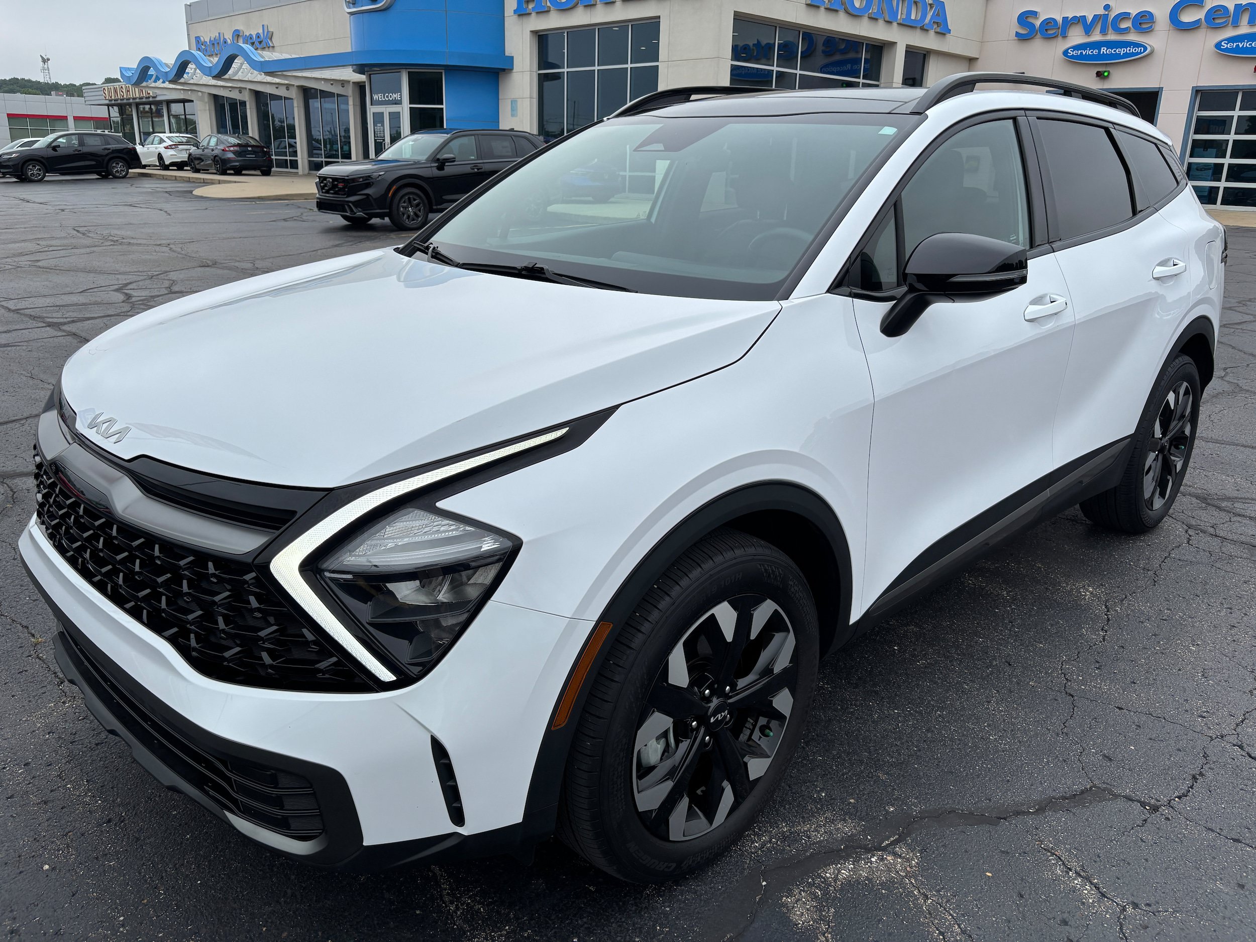 Used 2023 Kia Sportage X-Line w/ X-Line Premium Package AWD/4WD image 4