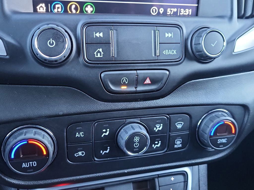 Used 2022 GMC Terrain SLT image 28