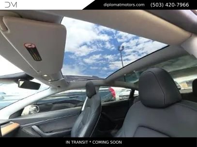 Used 2020 Tesla Model 3 Standard Range RWD image 11