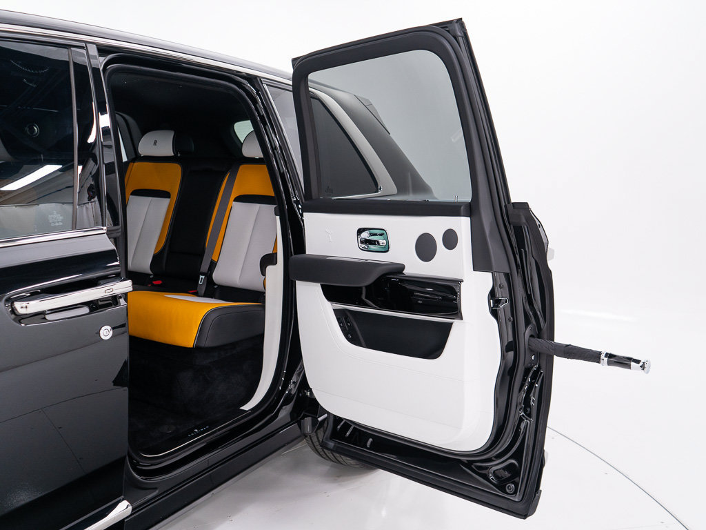 Certified 2026 Rolls-Royce Cullinan w/ Interior Detailing Package AWD/4WD image 31