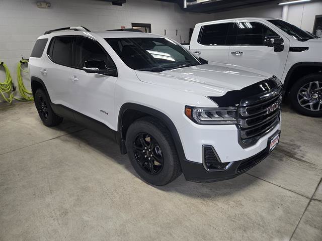Certified 2023 GMC Acadia AT4 w/ Technology Package AWD/4WD image 3