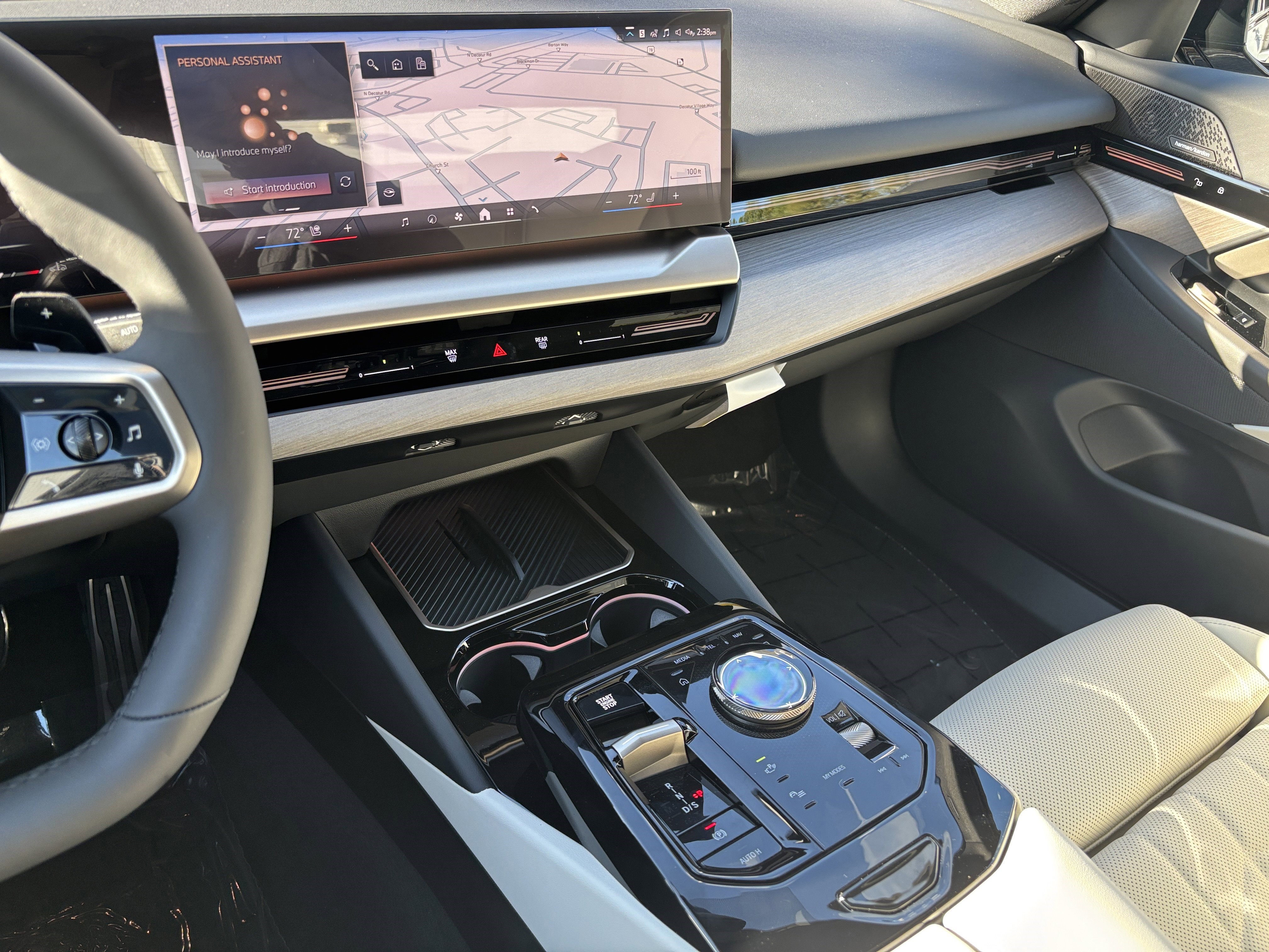 Used 2026 BMW 530i w/ M Sport Package image 14