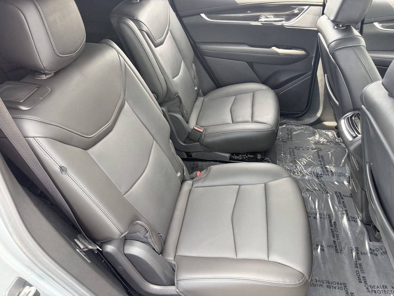 Certified 2023 Cadillac XT6 Sport w/ Technology Package AWD/4WD image 14