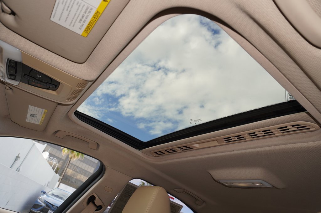 Used 2015 BMW 320i xDrive Sedan image 21