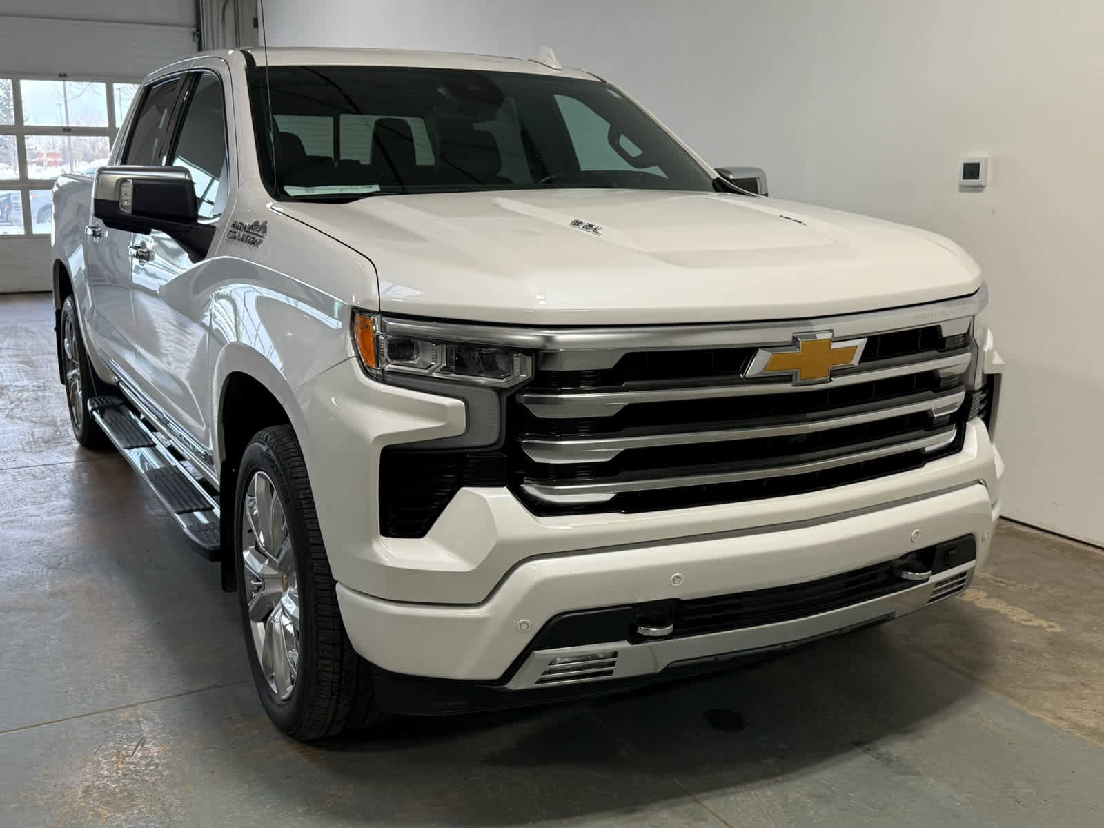 Certified 2024 Chevrolet Silverado 1500 High Country w/ High Country Premium Package image 5