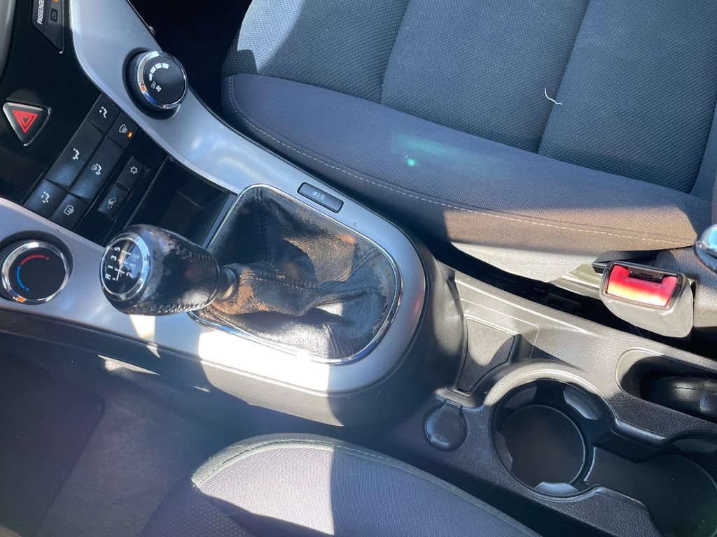 Used 2012 Chevrolet Cruze Eco FWD image 18