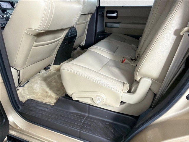 Used 2010 Toyota Sequoia Limited AWD/4WD image 23